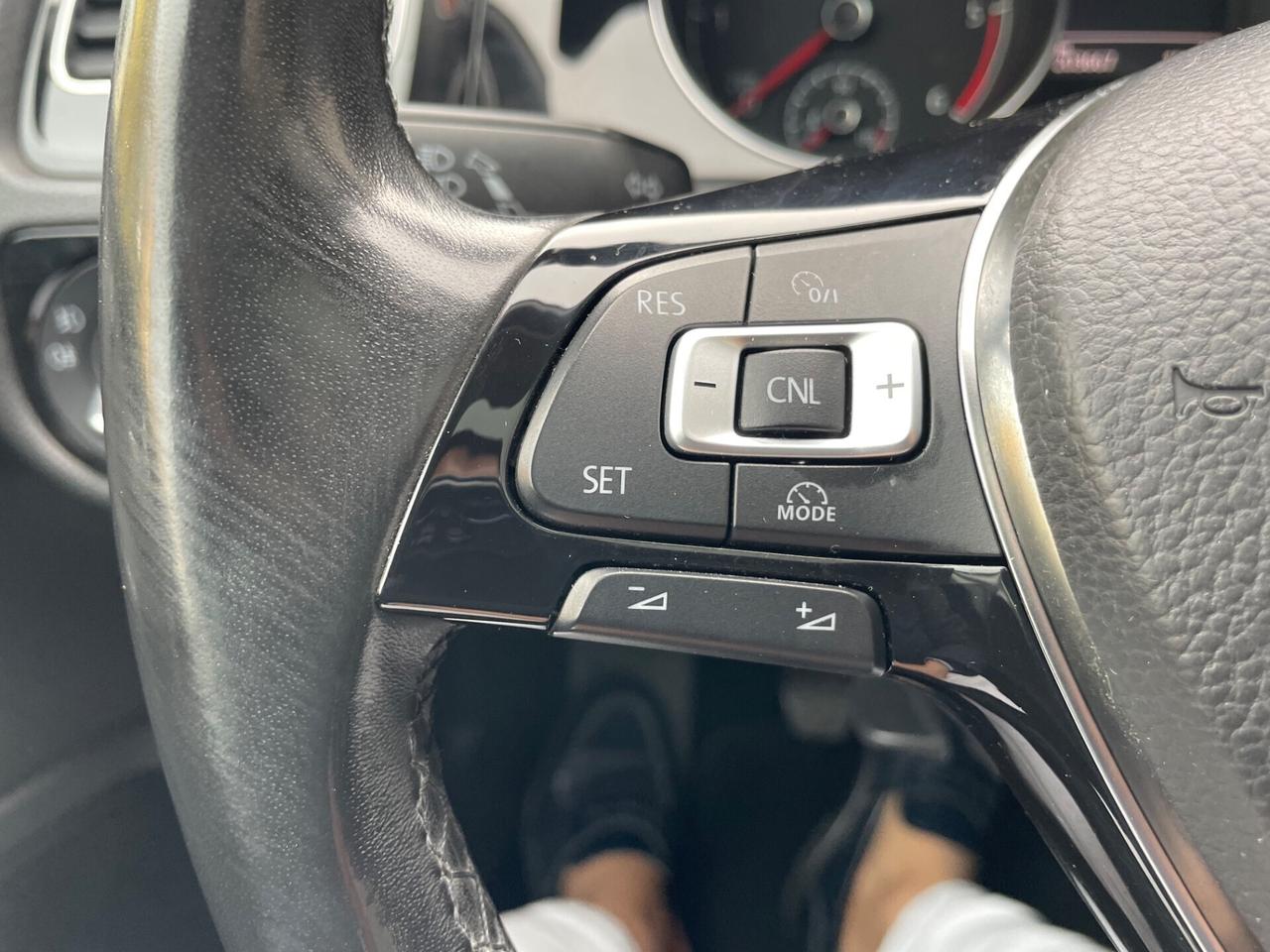 Volkswagen Golf 2.0 TDI 5p. 4MOTION*Tetto*Cerchi*