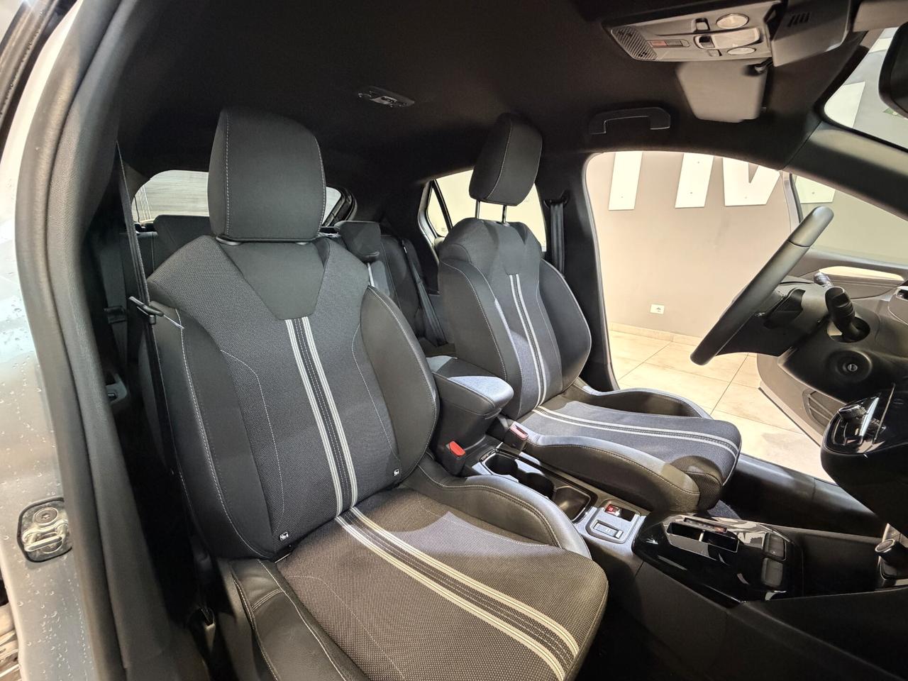 Opel Corsa Hybrid 110 CV aut. GS