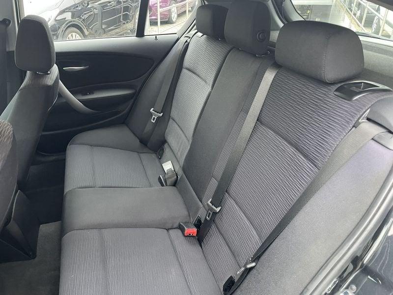 BMW Serie 1 116 eletta 5 porte IDONEA NEOPATENTATI