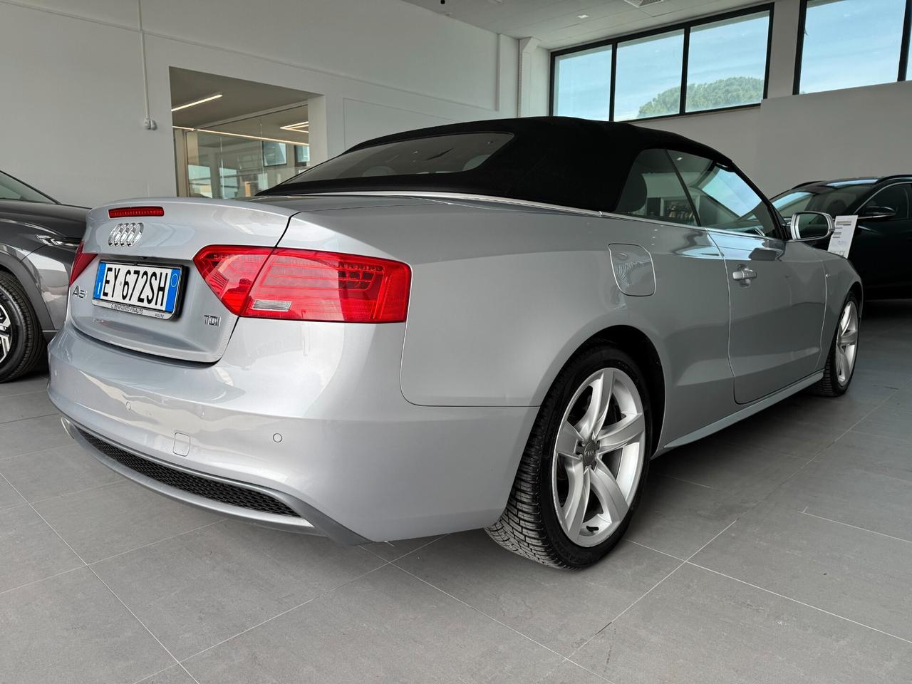 Audi A5 Cabrio 2.0 TDI clean diesel multitronic Business Plus