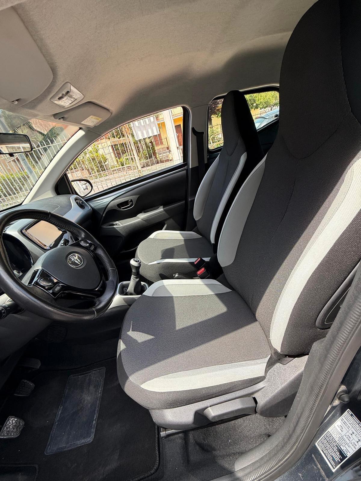 Toyota Aygo 69 CV *RETROCAMERA