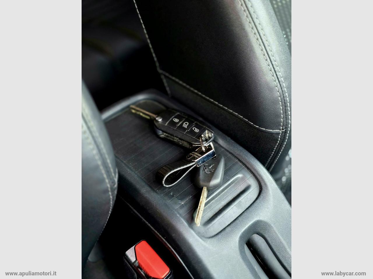 PEUGEOT 2008 BlueHDi 100 S&S Allure