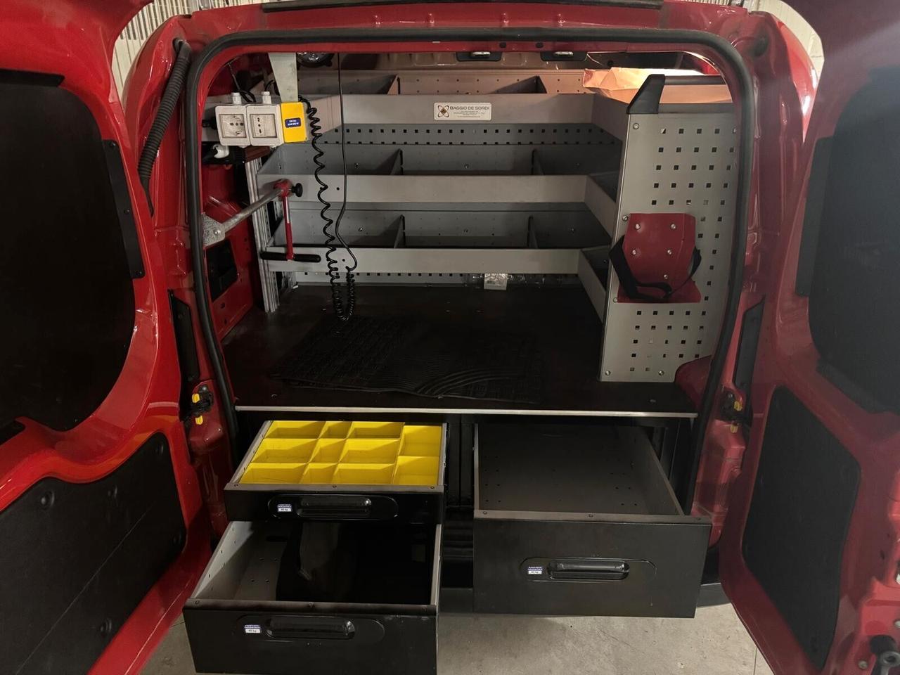 Fiat Fiorino 1.3 MJT 95CV Cargo Adventure