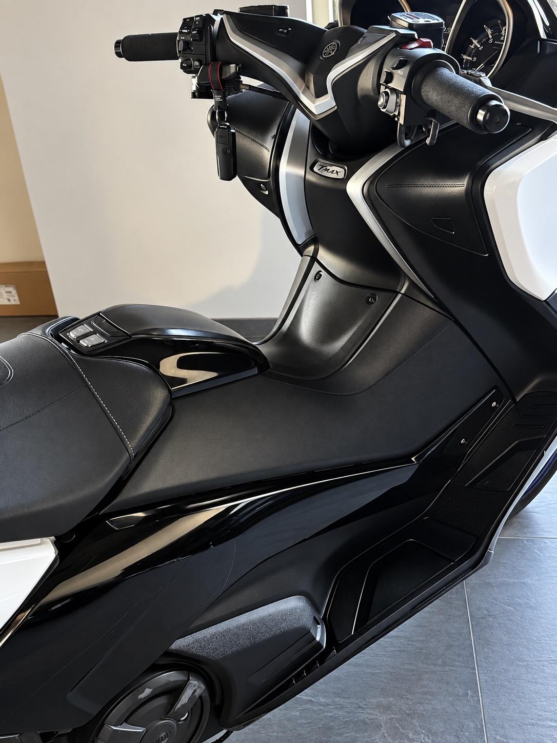 Yamaha T Max 530