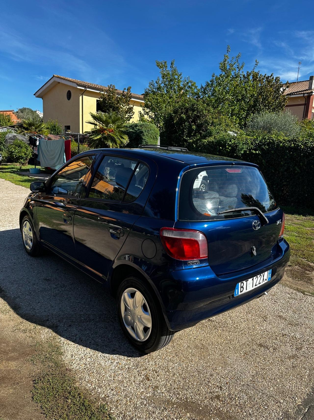 Toyota Yaris 1.0i 16V cat 3 porte Sol