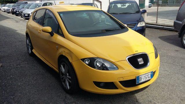 SEAT Leon 2.0 16V TDI Stylance con Pack Sport posteriore