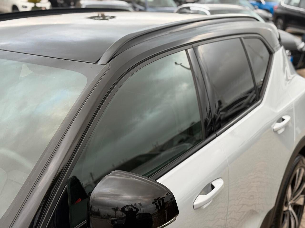 Volvo XC40 Recharge Plug-in Hybrid R-Design 211CV