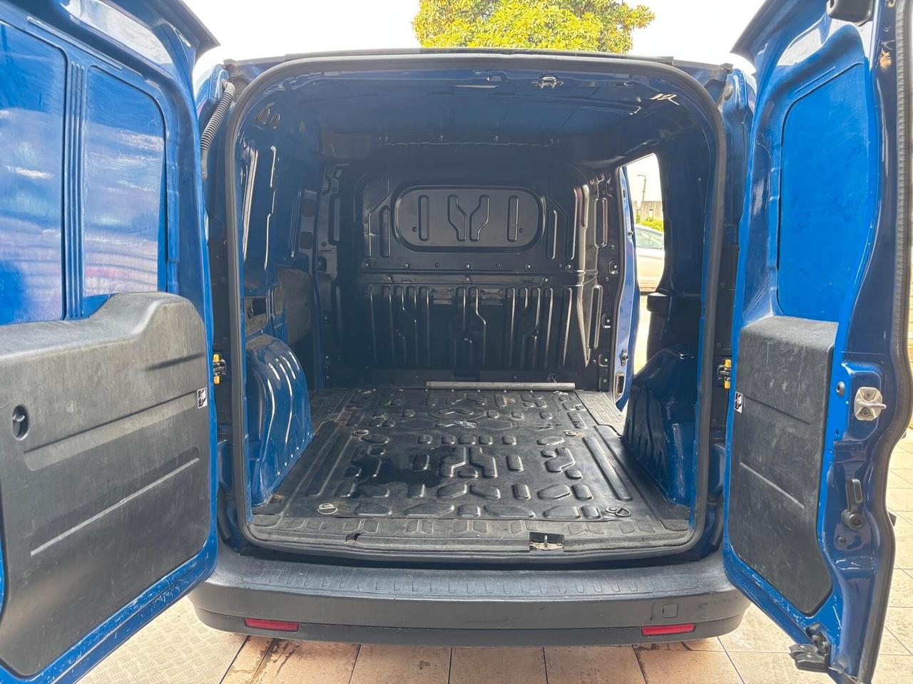 Fiat Doblo Doblò 1.3 MJT PL-TN Cargo Maxi Lamierato SX 3 Posti