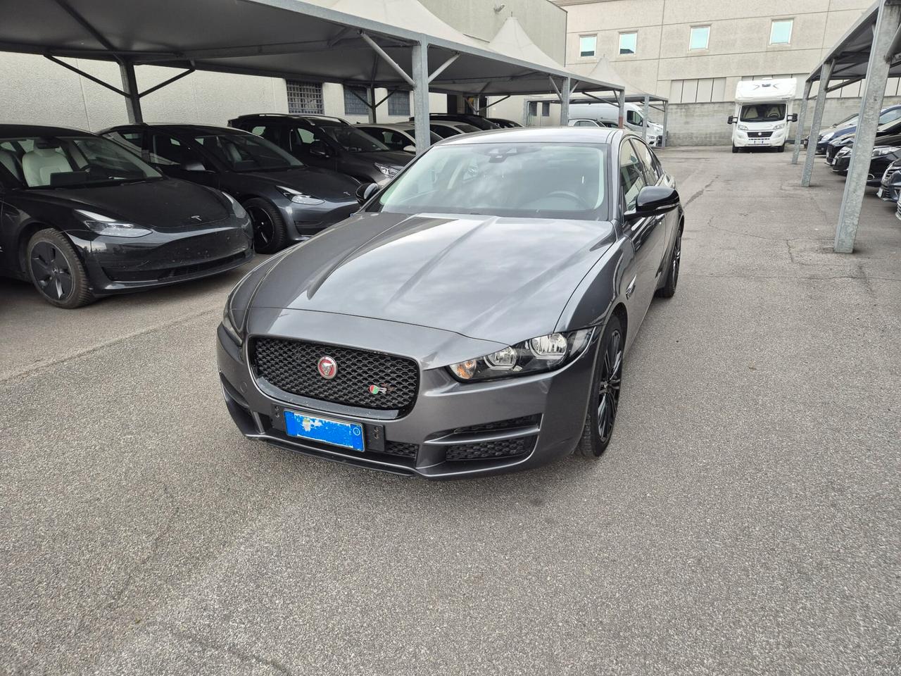 Jaguar XE 2.0 D Turbo 180CV aut. R-Sport