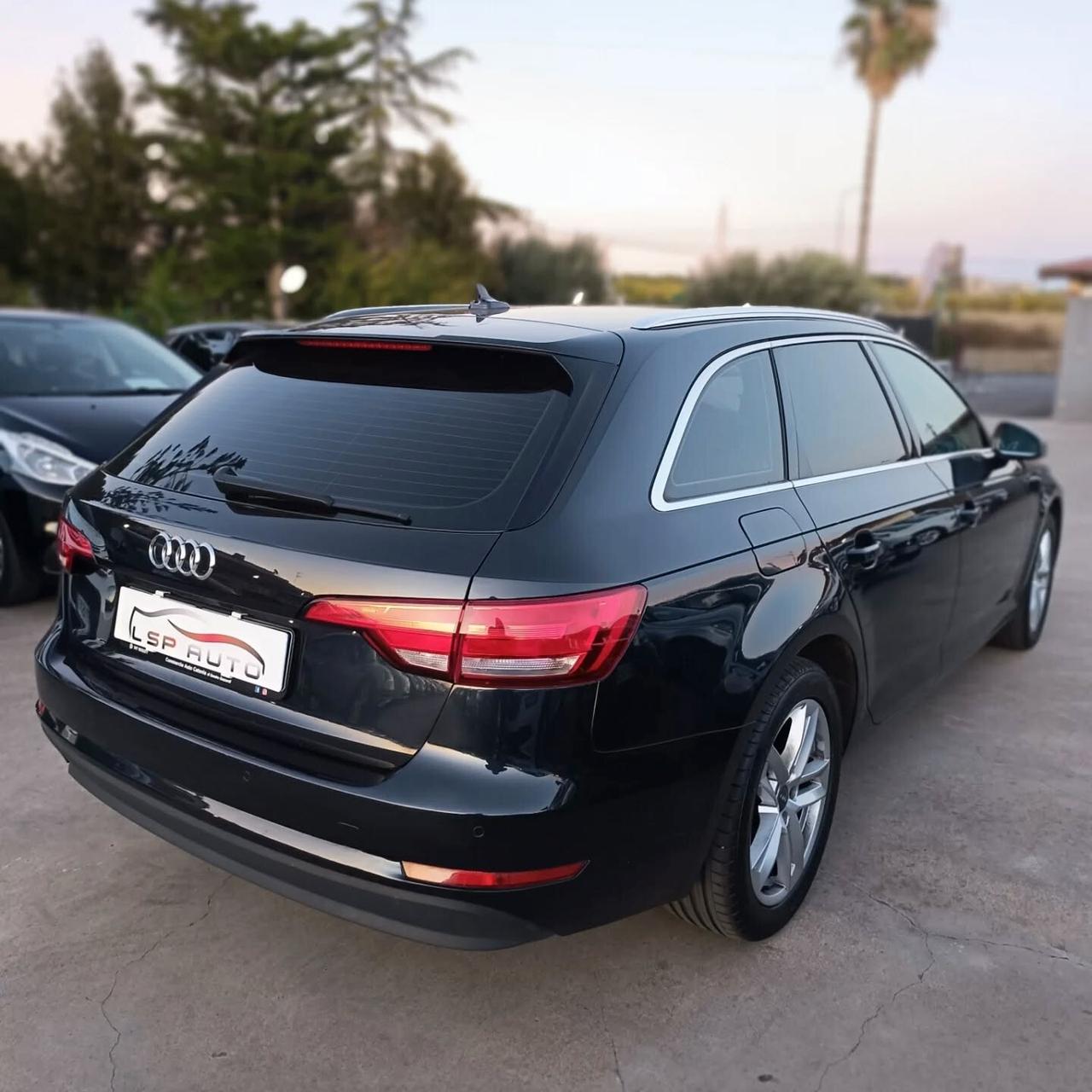 Audi A4 2.0 TDI 150 CV ultra S tronic KM CERTIFICATI