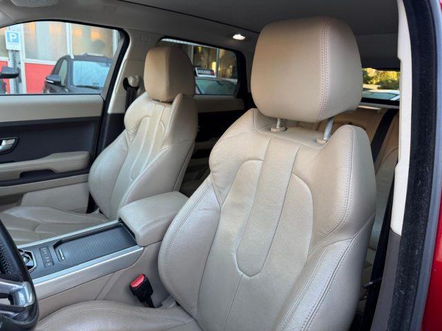 LAND ROVER Range Rover Evoque 2.2 TD4 150cv AUT. 5p. Prestige