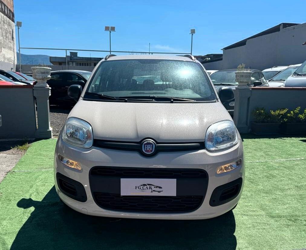 Fiat Panda 1.2 Lounge 04/2012 35000 KM