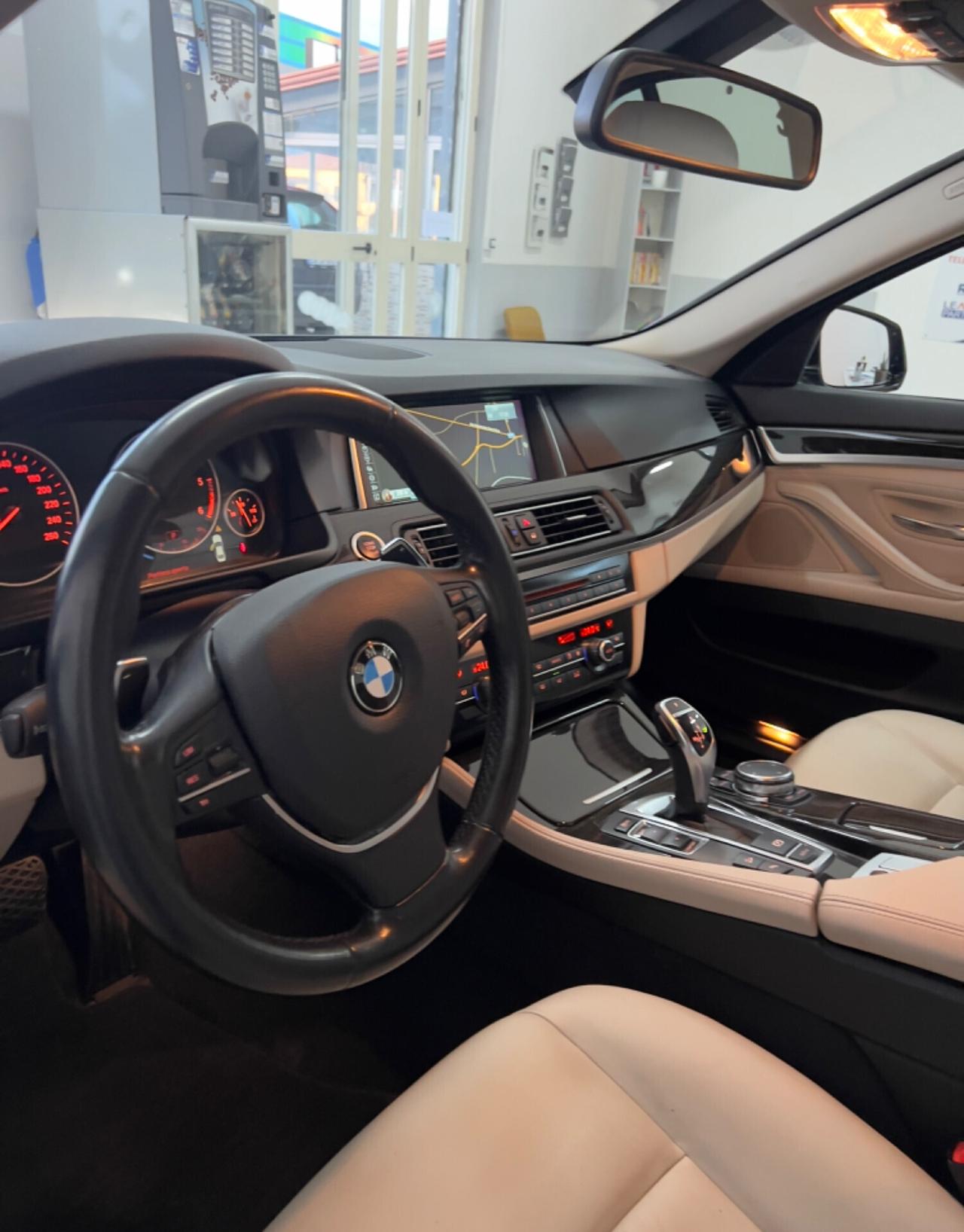 Bmw 525 525d xDrive Luxury