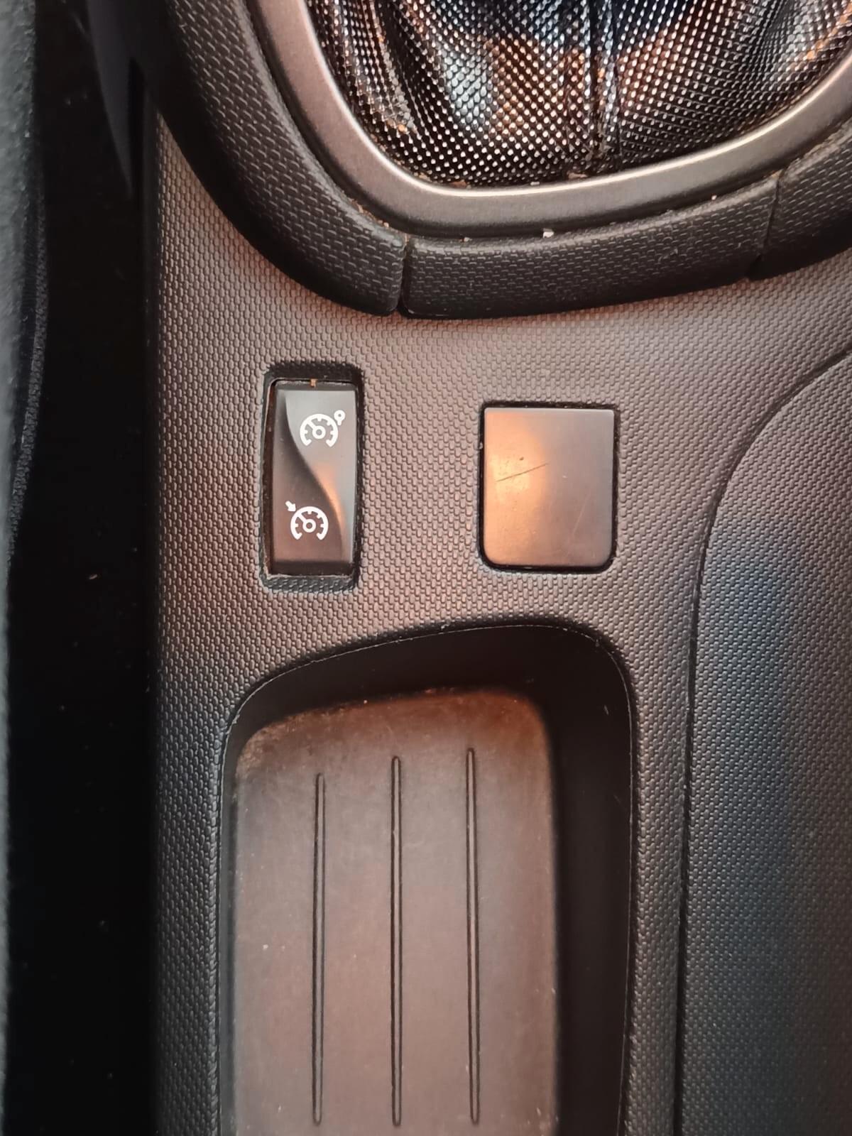 Renault Clio 2015 - 1.5 dci costume national Lb automobili