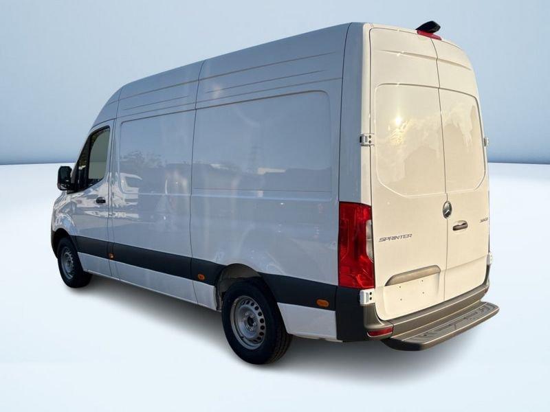 Mercedes-Benz Sprinter 319 CDI F 37/35 Automatic