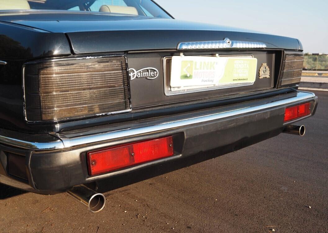 Jaguar XJ40 3.6
