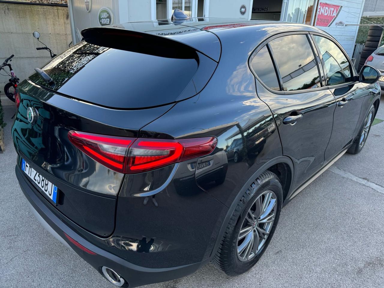 Stelvio 2.2 TD 180CV AT8 RWD Executive