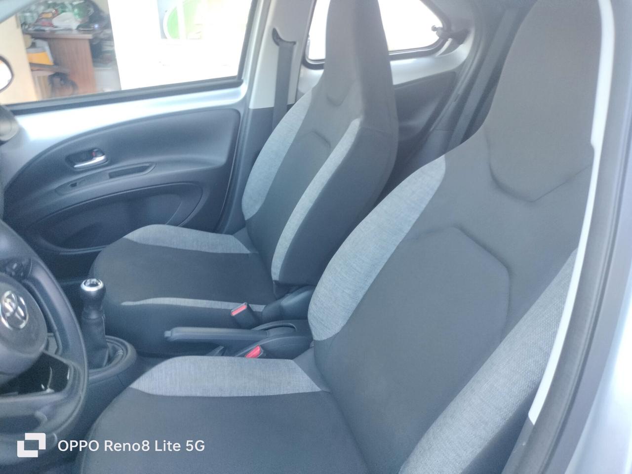 Toyota Aygo X 1.0 72 C.V. NAVIGATORE ANDROID RETOCAMERA CAR PLAY SOLI KM 9250 KM