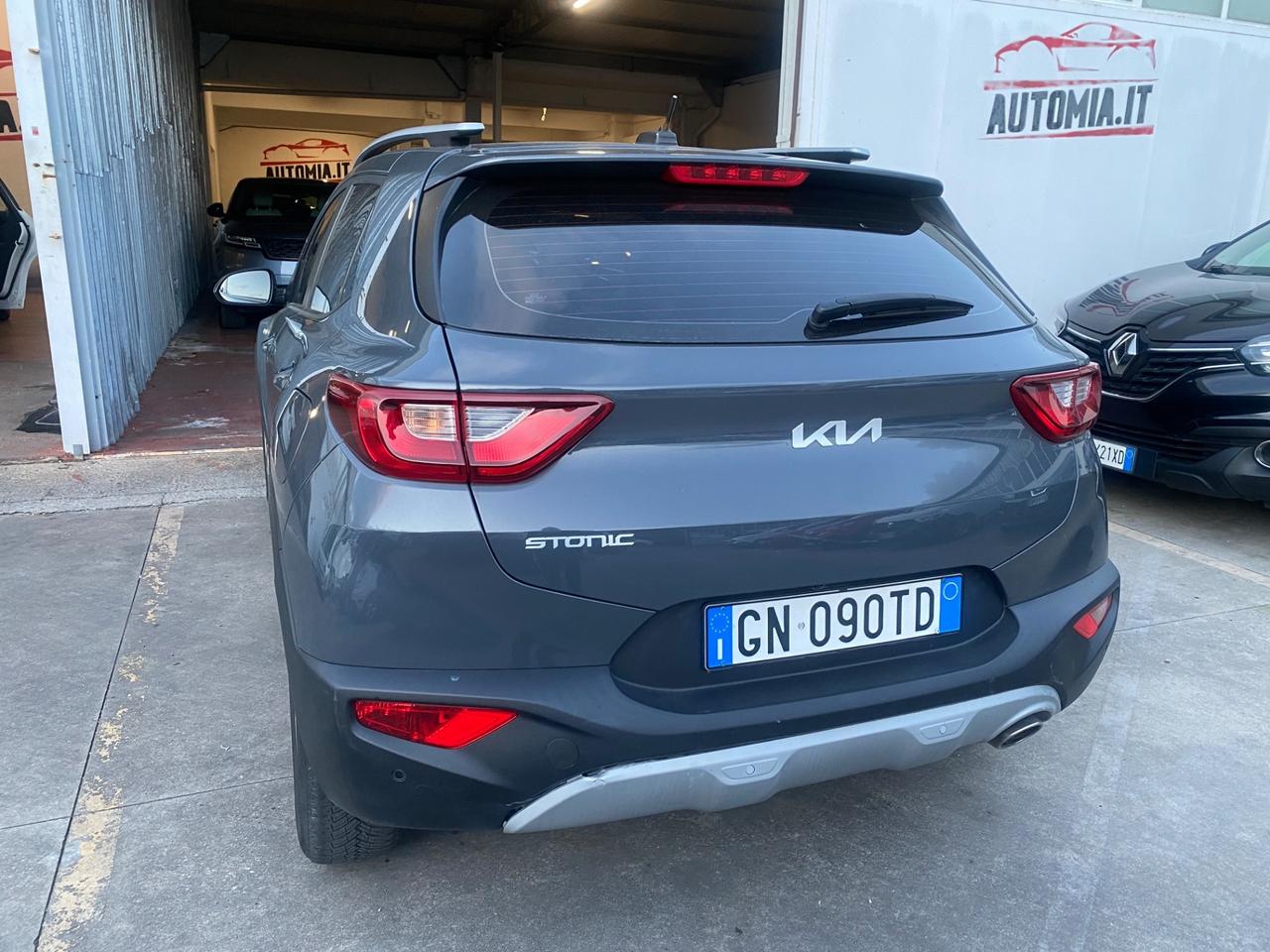 Kia Stonic 1.0 T-GDi 100 CV MHEV MT Black Edition