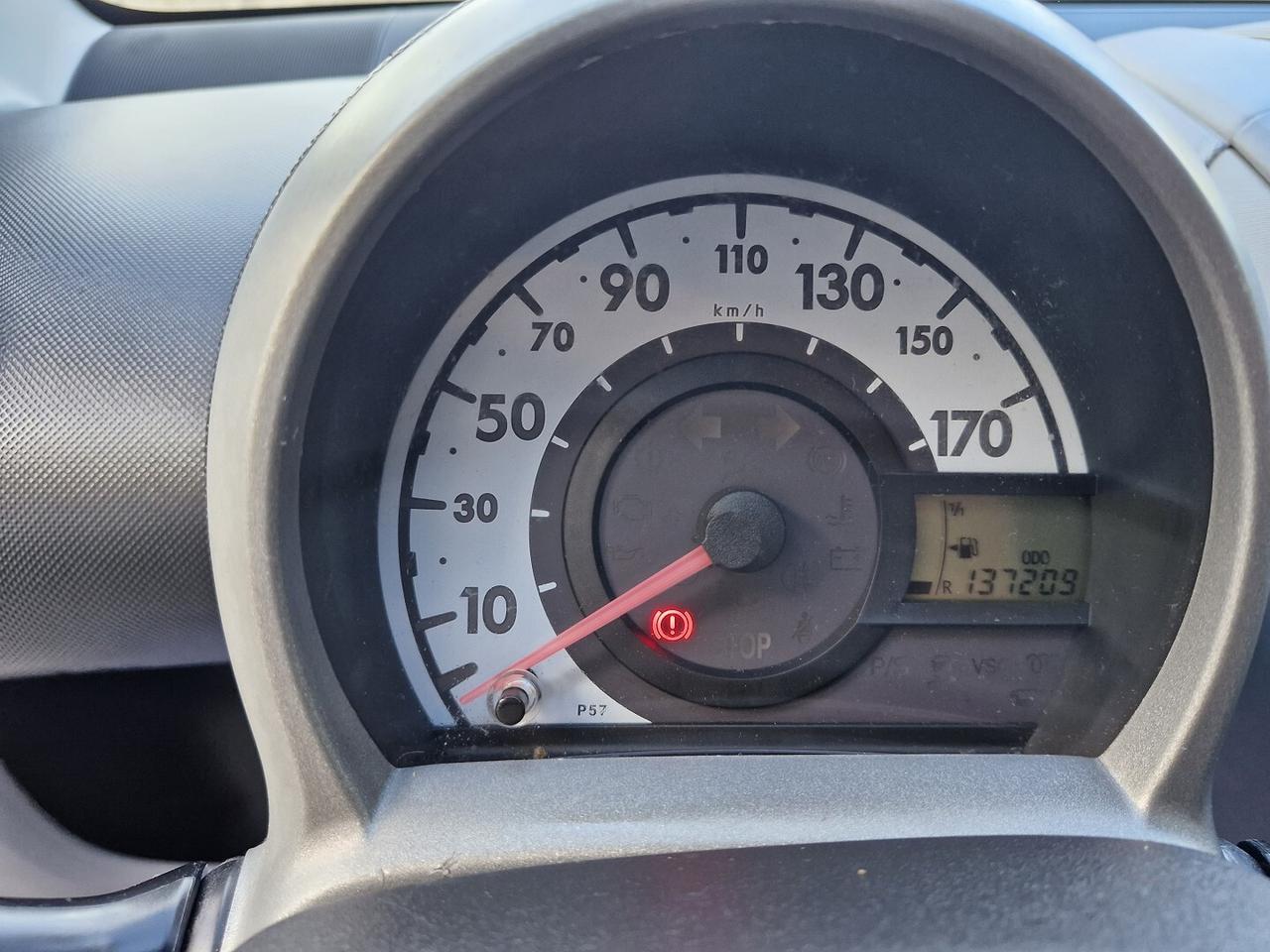 TOYOTA AYGO 1.0 BENZINA 5 PORTE ANNO 2009 130000KM