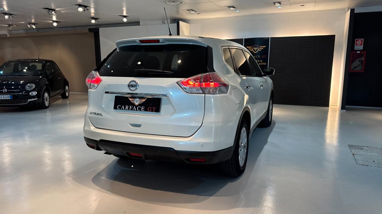 Nissan X-Trail 1.6 dCi 2WD Tekna - 2015