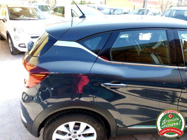 RENAULT Captur dCi 8V 90 CV EDC Initiale Paris