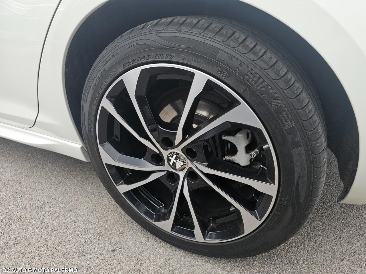 Alfa Romeo Giulietta 1.6 JTD.105CV Exclusive.2012