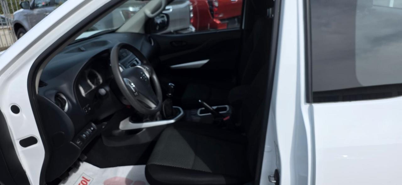 Nissan Navara 2.3 dCi 4WD King Cab Acenta