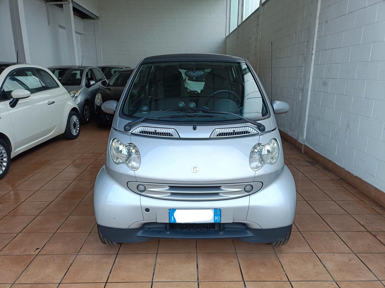 Smart ForTwo 0.7 Smart Grandstyle 61cv, adatta a neop.