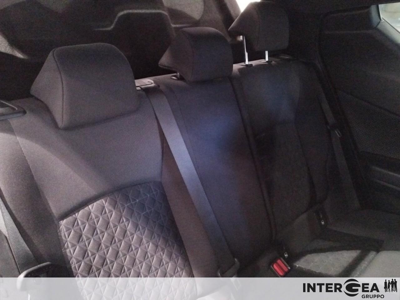 TOYOTA C-HR 1.8h Trend e-cvt