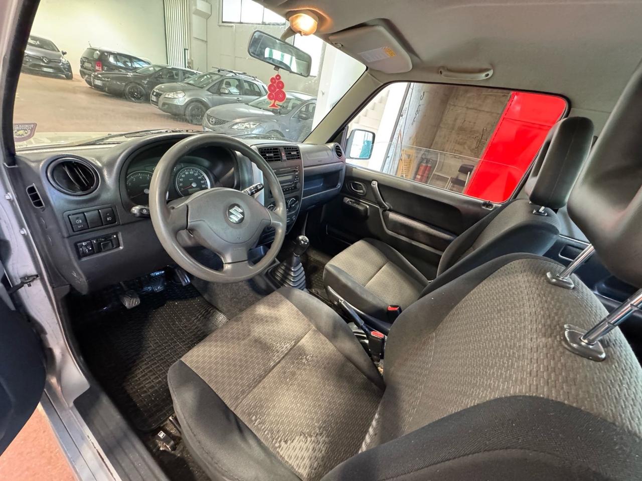 Suzuki Jimny 1.3i 16V cat 4WD JLX SI NEOPATENTATI