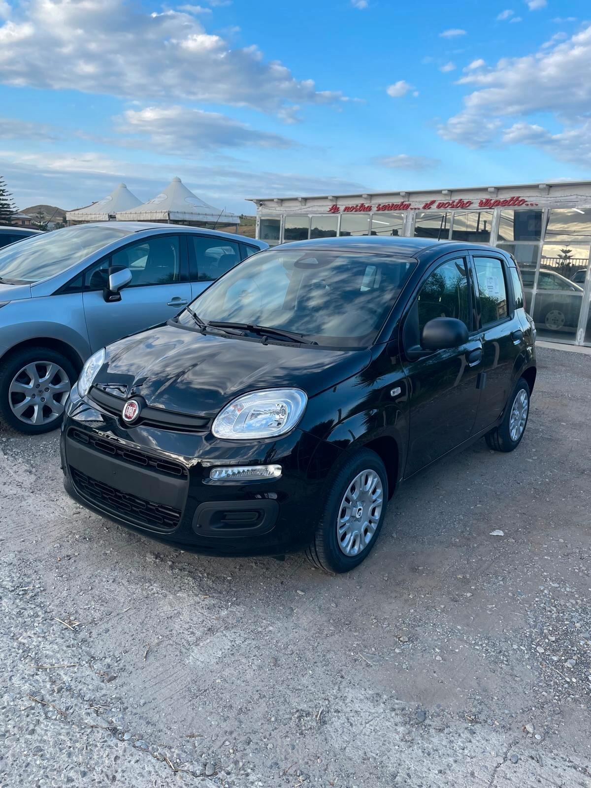 Fiat Panda 1.0 Hybrid 70 cv NUOVA DI FABBRICA