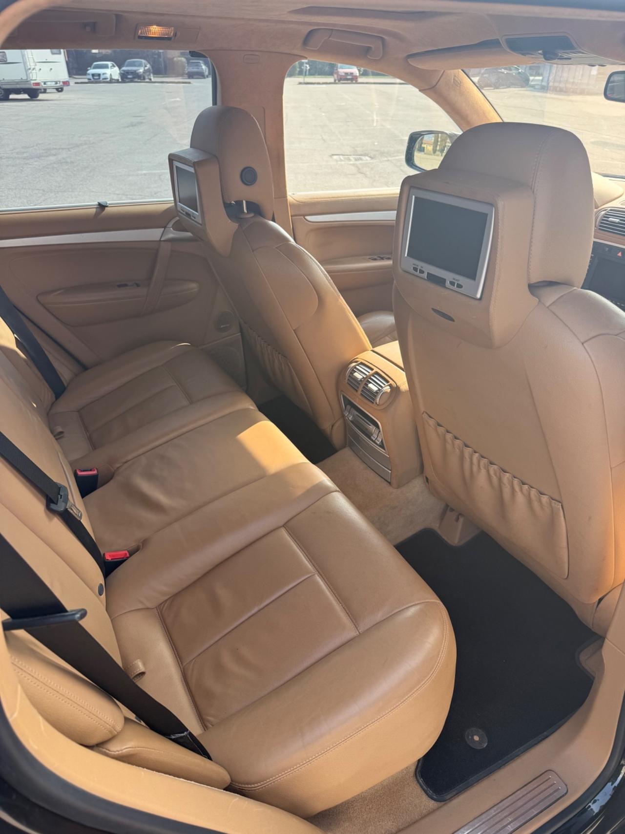 Porsche Cayenne 4.8 Turbo