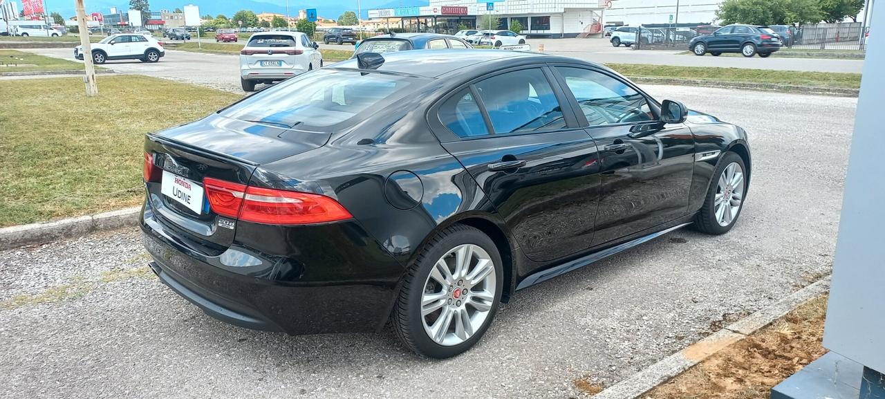 Jaguar XE 2.0 D Turbo 180 CV AWD aut. R-Sport