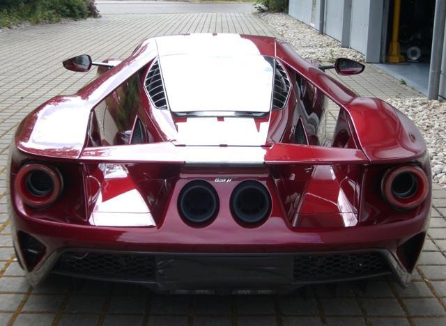 FORD GT Carbon Wheels Liquid Red
