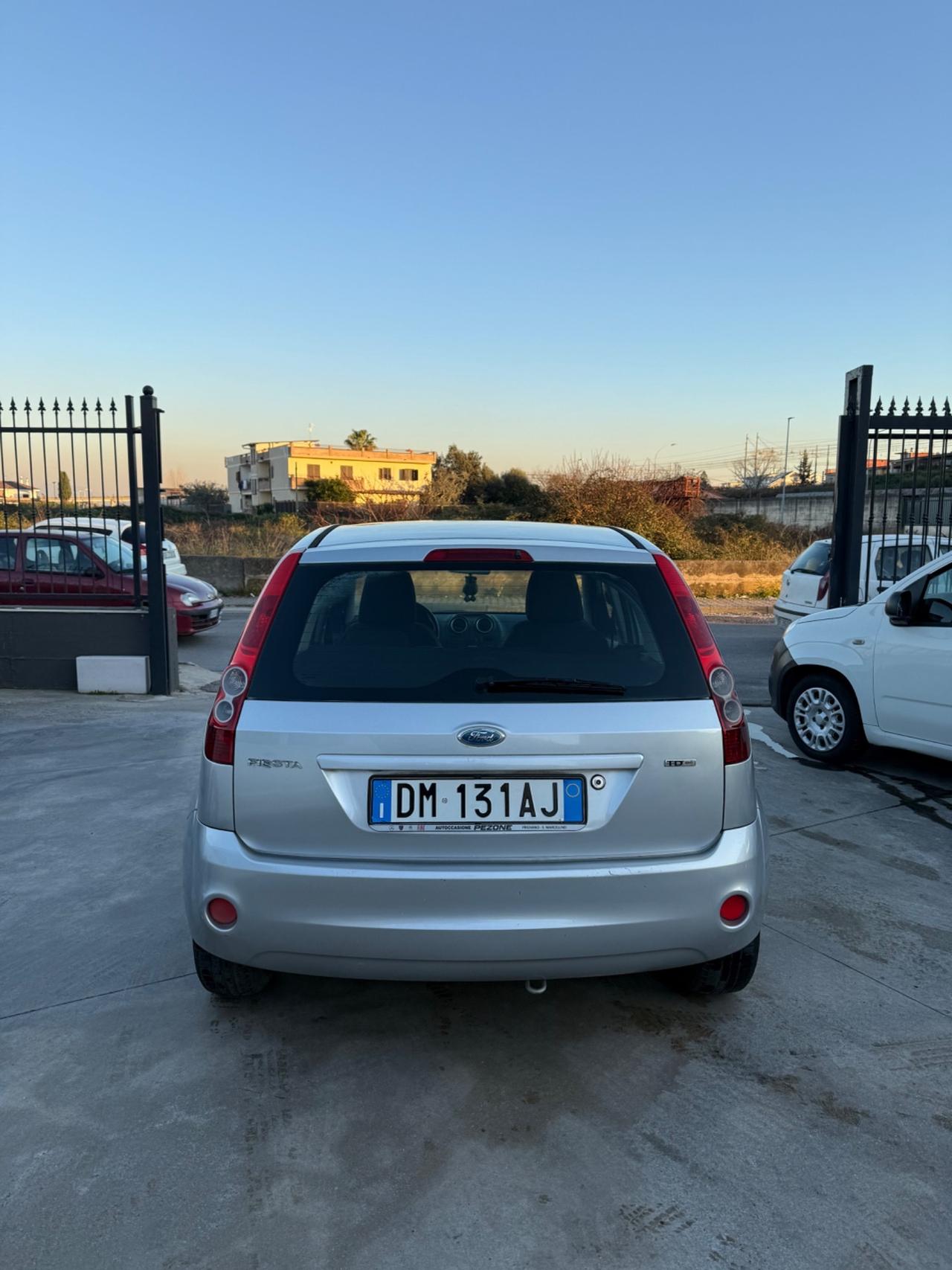 Ford Fiesta 1.4 TDCi 5p. Ghia