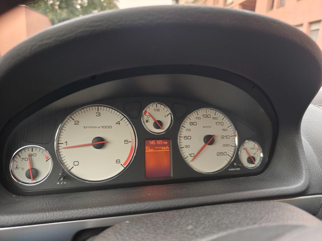 Peugeot 407 2.0 HDi Euro 5 SW 143 CV