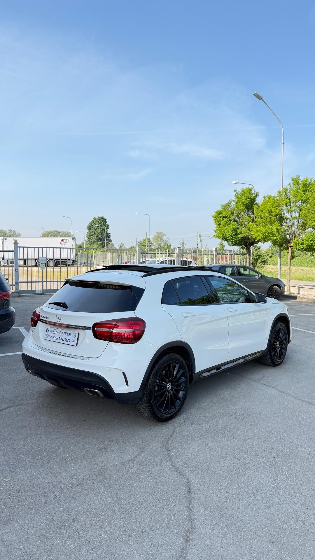Mercedes-benz GLA 200 Premium night edition