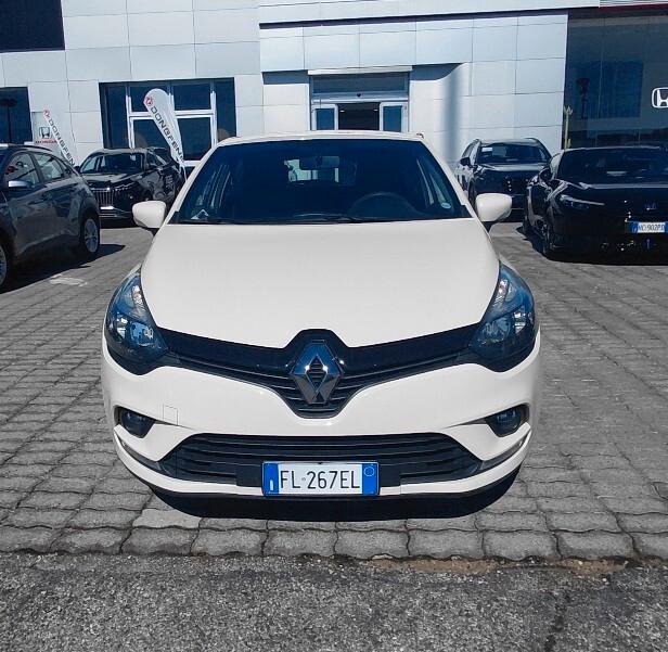 Renault Clio 1.2 75CV 5 porte Zen