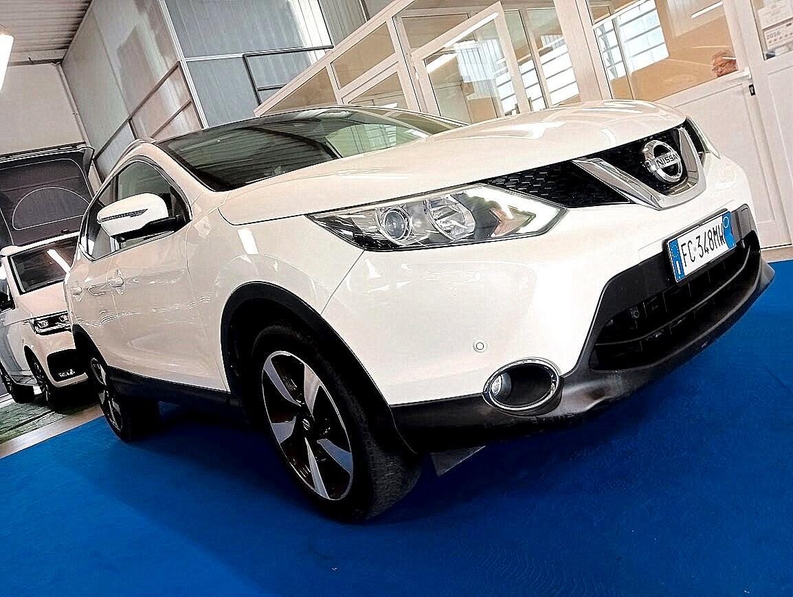 Nissan Qashqai 1.5 DCI TEKNA 360° TETTO PANO 18" EURO6