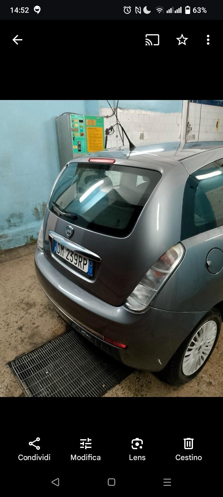 Lancia Ypsilon 1.3 MJT 90 CV Platino