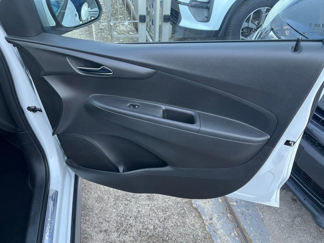 Opel Karl Rocks 1.0 BENZINA 75CV AUTOMATICA
