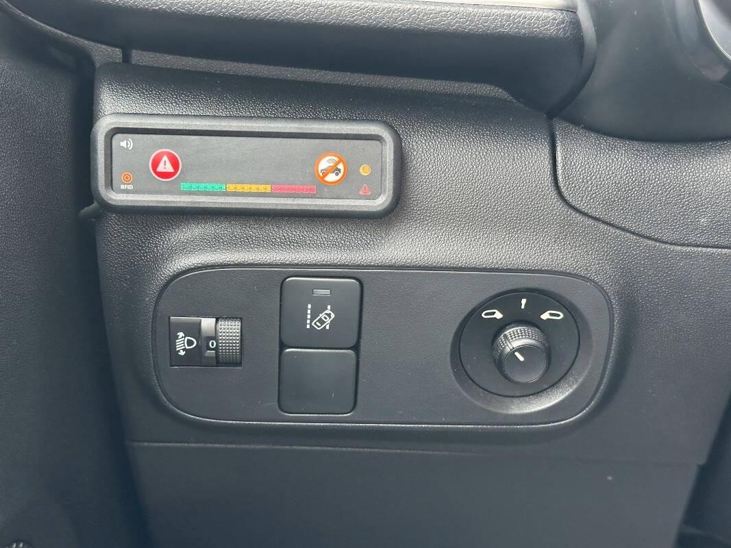 Citroen C3 1.2 puretech Feel s&s 83cv NEOPATENTATI