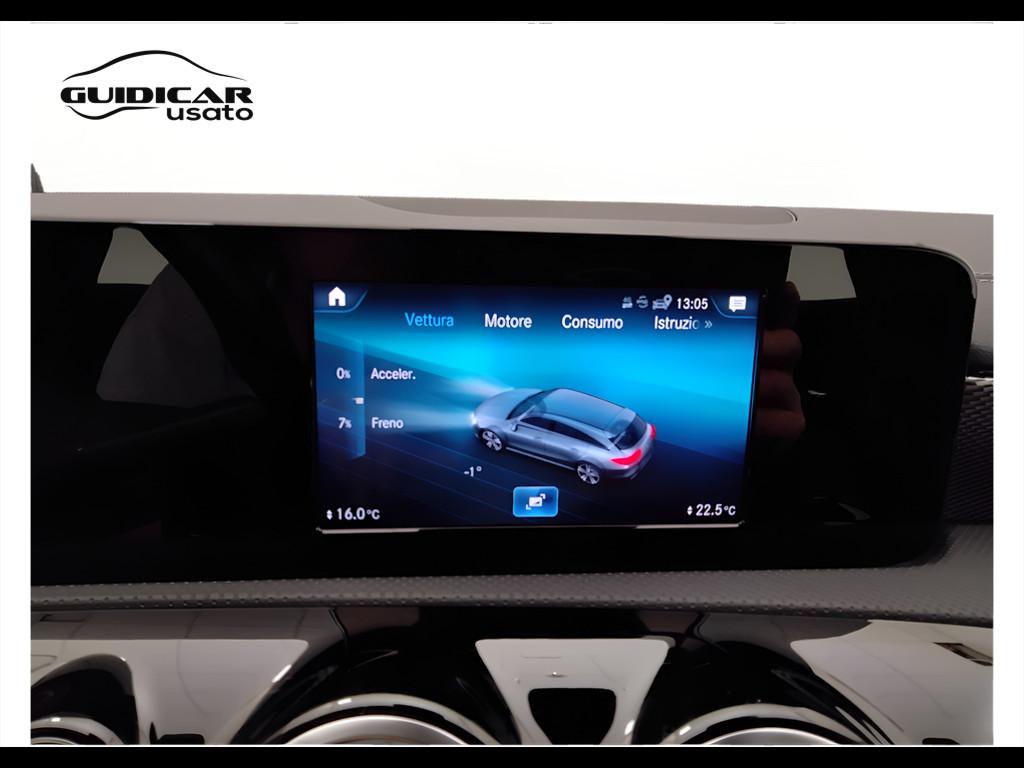 Mercedes-Benz CLA Sh.Brake - X118 - CLA Shooting Brake 200 d Sport auto