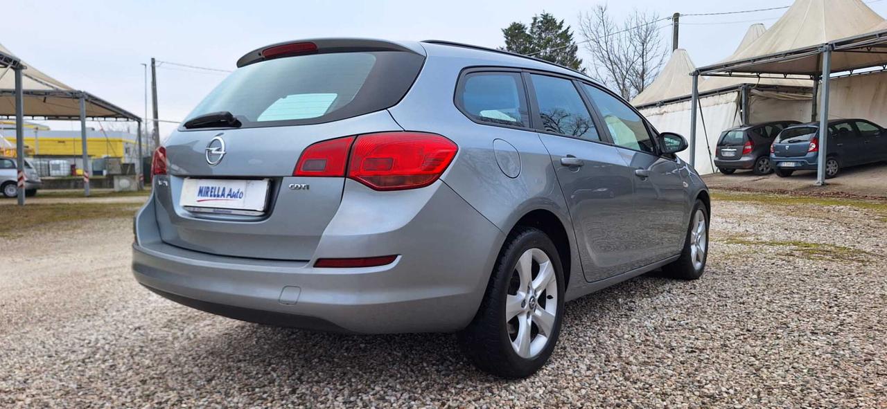 Opel Astra 1.7 CDTI 110CV Sports Tourer Cosmo