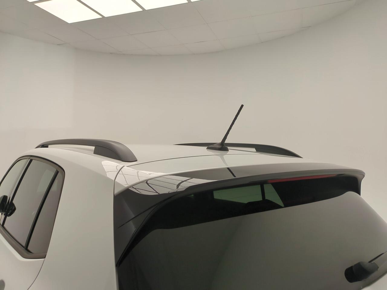 Volkswagen T-Cross 1.0 TSI 110 CV DSG R-LINE