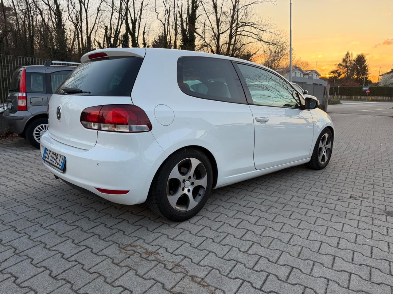 Volkswagen Golf 1.4 TSI 122CV DSG 3p. Highline