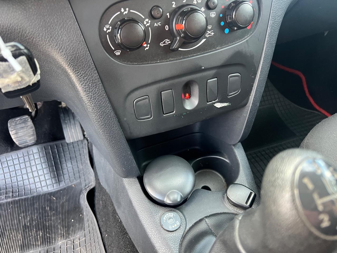 Dacia Sandero 0.9 benzina gpl PERMUTE RATE GARANZIA