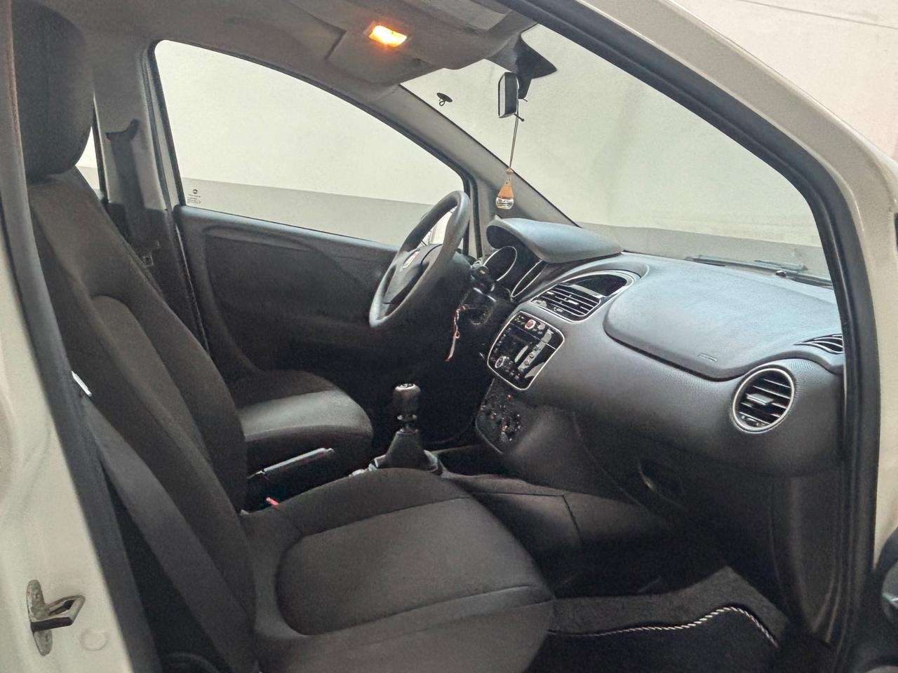 Fiat Punto 1.2 8V 5 porte Lounge