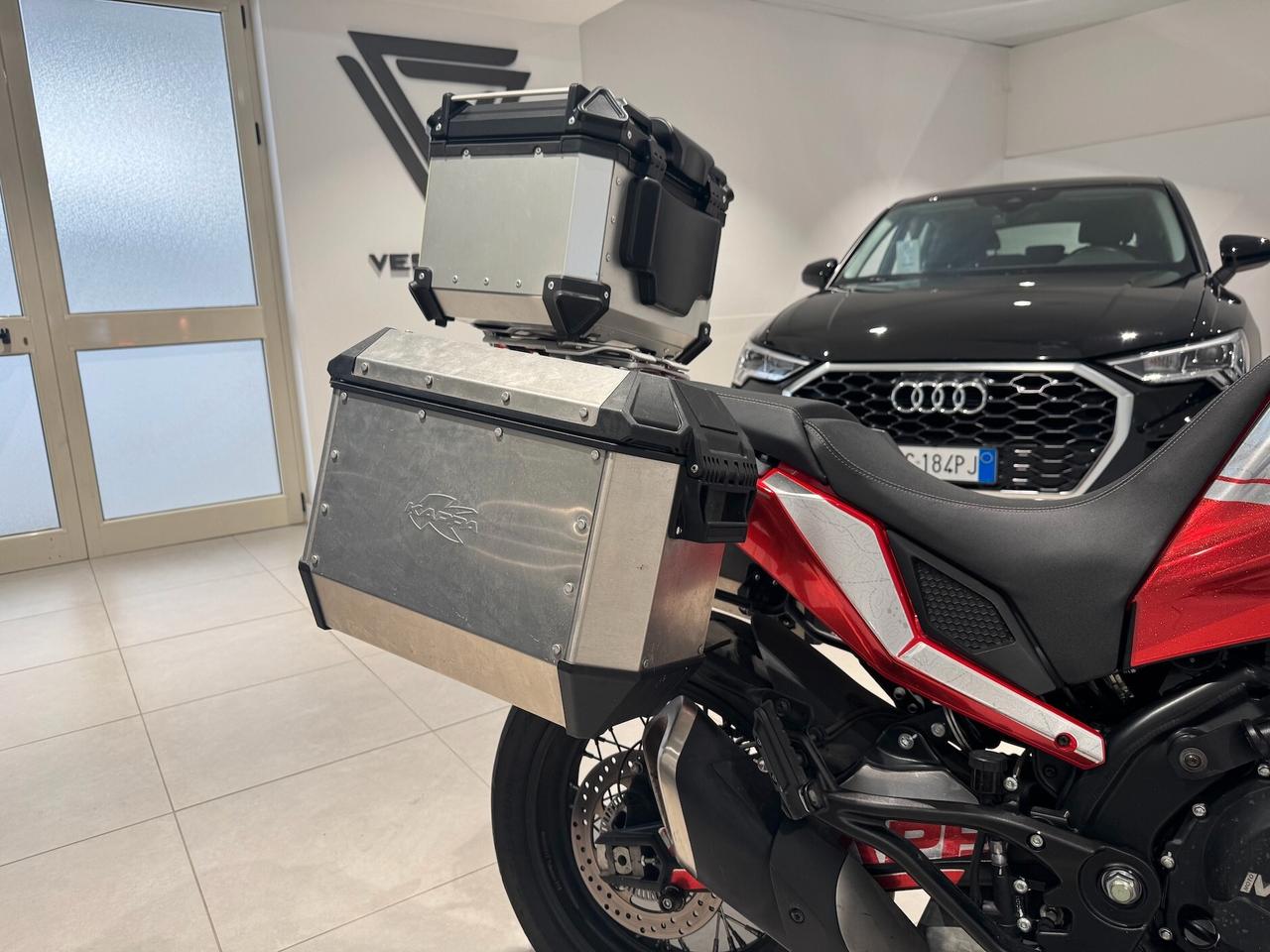 Moto Morini X-Cape 649 Raggi